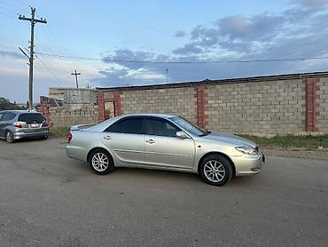 региональный: Toyota Camry: 2003 г., 2.4 л, Автомат, Газ, Седан — 2