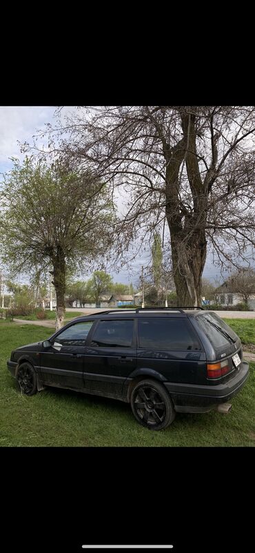 полик пассат: Volkswagen Passat: 1992 г., 1.8 л, Механика, Бензин, Универсал