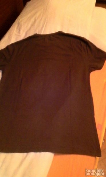 Majice: De Puta Madre original majca lepe braon boje, sa cirkonima. Dužina — 9