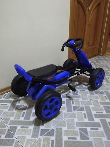 Uşaq dünyası: Uşaq pedallı go-kart maşını - Rəng: mavi - 4 təkərli, stabil — 4