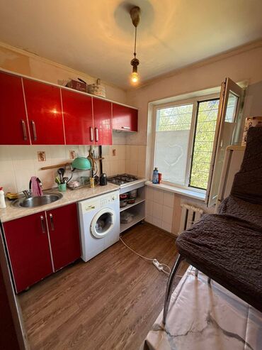 дома в бишкеке купить: 2 комнаты, 46 м², 104 серия, 2 этаж