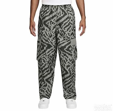 aksa: NIKE Air Woven Cargo All-over Print Pant vel. S, M NOVO HQ9468 320 — 1
