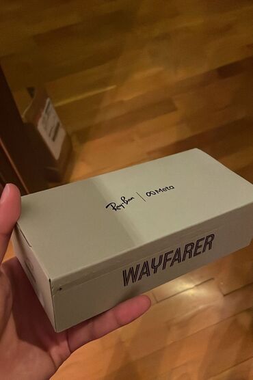 Çantalar: Gün eynəyi, Ray-Ban