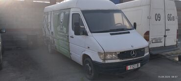 тракторы 892: Mercedes-Benz : 1998 г., 4.6 л, Механика, Дизель