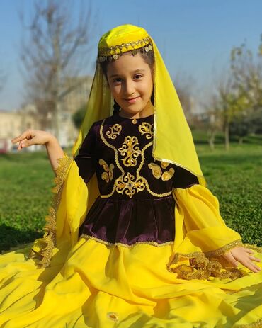 Milli geyimlər: Milli, ziyafət, karnaval və hərbi geyimlərin kirayəsi və satışı. Hər — 6
