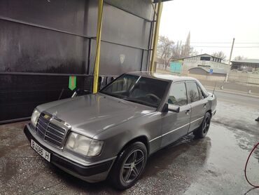 срочно продаю или меняю: Mercedes-Benz W124: 1991 г., 2.3 л, Механика, Бензин