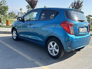 spark 2018: Chevrolet Spark: 2018 г., 1 л, Вариатор, Бензин, Хэтчбэк — 6