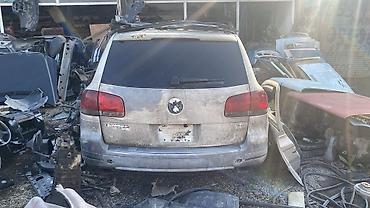 растаможка авто: Volkswagen Touareg üçün ehtiyat hissələri salam masin sokukru 4.2 — 1