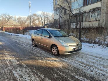 Toyota: Toyota Prius: 2004 г., 1.5 л, Вариатор, Гибрид, Седан