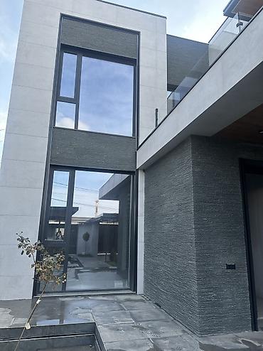 Продажа коттеджей и домов: Продаю 2 эт. Особняк Чон-Арык, 270 кВ.м 3,5 сотки псо — 5