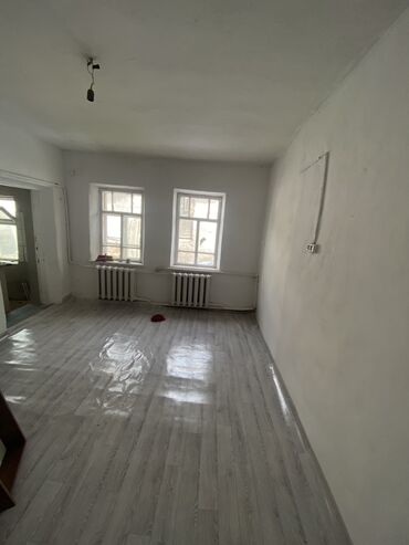 3 комнатные квартиры в бишкеке продажа: 1 комната, Собственник, Без подселения, Без мебели, С мебелью частично