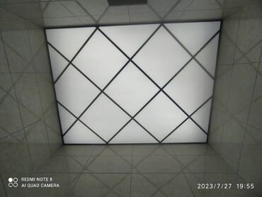 Подвесные потолки: LED işıqlı napyonnoy (gərgin) tavan paneli - Dizayn: iri kvadrat