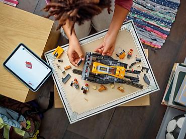 Игрушки: Продаю конструктор LEGO "City Yellow Bulldozer" 🚜 LEGO City Yellow — 8