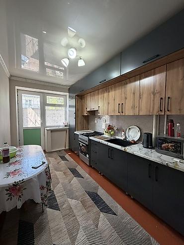 Продажа квартир: 2 комнаты, 56 м², 2 этаж — 3