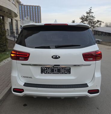 Kia: Kia Carnival: 2019 г., 2.2 л, Автомат, Дизель, Минивэн — 4