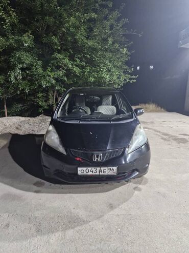 шины на рав 4: Honda Fit: 2008 г., 1.5 л, Автомат, Бензин, Хетчбек