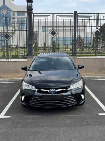 Toyota: Toyota Camry: 2017 г., 2.5 л, Вариатор, Гибрид, Седан