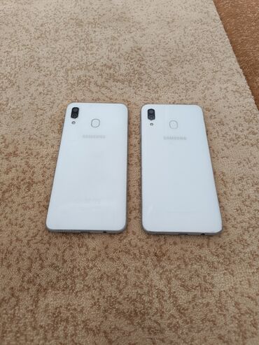 samsung тел: Samsung A30, Б/у, 32 ГБ, цвет - Белый, 2 SIM