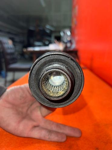 Карданные валы: Задний карданный вал Cadillac Новый, Оригинал — 12