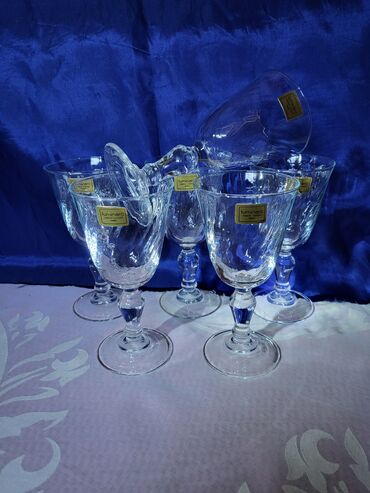 Čaše: Case nove,vintaz za vino francuske d'argues Luminarc. Case komada 6 na lalafo.rs — 6 Čaše: Case nove,vintaz za vino francuske d'argues Luminarc. Case komada 6 — 6