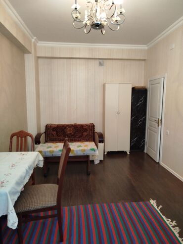 xacmaz kiraye ev: Yasamal rayonu 3 sayli Asan xidmətin arxasinda Yeni tikili binada 1