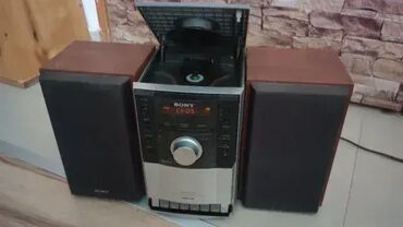 Zvučnici i stereo sistemi: 1. Sony CMT-CPZ2 Micro HiFi System 80€ 2. **Sony CMT-EH10 Micro Hi-Fi — 12