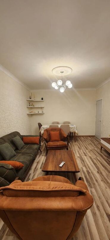 Köhnə tikili: Sumqayıt, 3 otaqlı, Köhnə tikili, 80 kv. m — 3