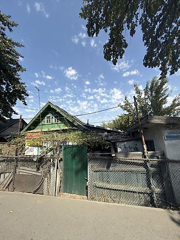 Продается участок на пересечении пр. Шабдан Баатыра и ул. Лермонтова at lalafo.kg Продается участок на пересечении пр. Шабдан Баатыра и ул. Лермонтова