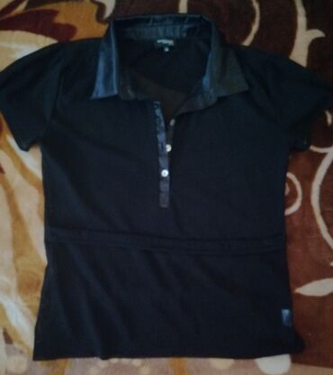 majice stradivarius: XL (EU 42), bоја - Crna na lalafo.rs majice stradivarius: XL (EU 42), bоја - Crna