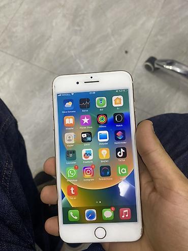 telefon smartfon: IPhone 8 Plus, Qızılı, Barmaq izi — 2