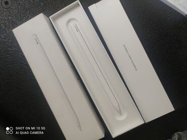 чехлы для планшетов с клавиатурой: Планшет, Apple