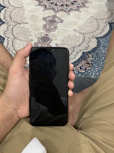 xaomi 17: IPhone 11 Pro Max, Б/у, 64 ГБ, Черный, 72 % — 9