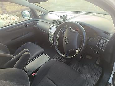 Toyota: Toyota Ipsum: 2003 г., 2.4 л, Бензин, Минивэн — 5