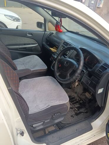 Honda: Honda Stream: 2000 г., 2 л, Автомат, Бензин, Минивэн at lalafo.kg — 7 Honda: Honda Stream: 2000 г., 2 л, Автомат, Бензин, Минивэн — 7