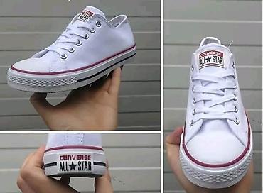 noseno: Patike starke,Converse Chuck Taylor All Star,klasičan beli model. - — 1