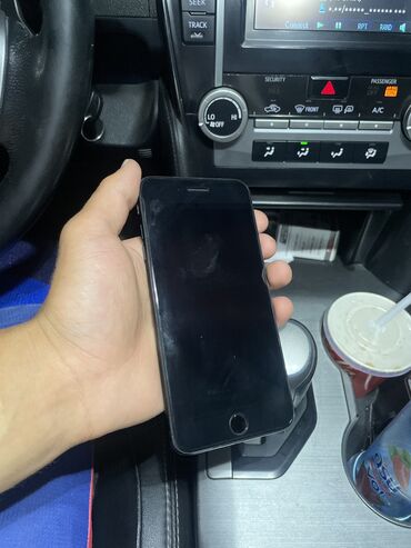 айфон 7 чорный: IPhone 7 Plus, 128 ГБ, Jet Black, Защитное стекло, Чехол