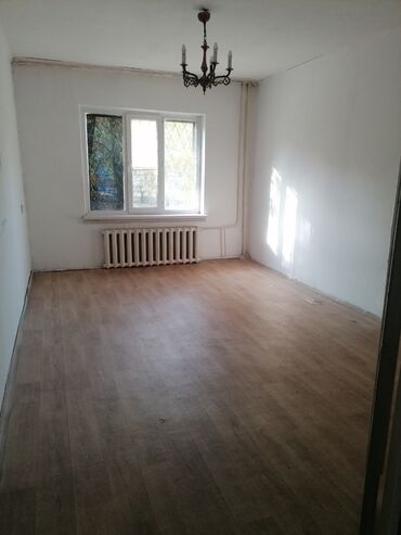 срочно продаётся 1 комнатная квартира в районе шлагбаум по улице кенсуйская 17 пересекает интергельпо ориентировочно парк фучика: 2 бөлмө