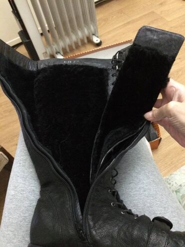 Другая женская обувь: ! Много отличной женской обуви! 41-42 размер -черные замшевые — 6