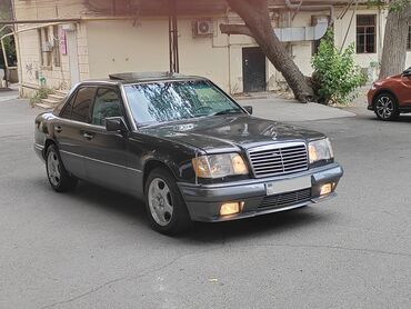 yeşqa mersedes: Mercedes-Benz E 220: 2.2 л | 1995 г. Седан
