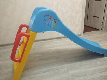 2 aydi alinib. Ancaq evde olub. İstifade edilmir diye satilir. Vatsap