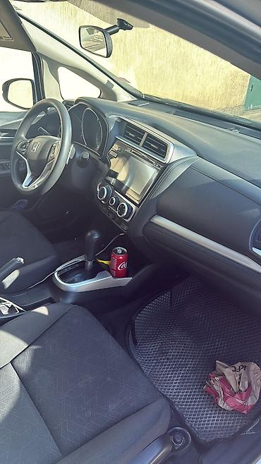фе: Honda Fit: 2016 г., 1.5 л, Автомат, Бензин, Хэтчбэк — 5