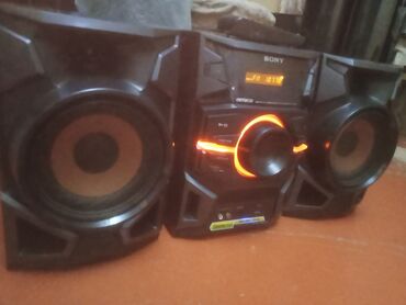 Dinamiklər və kolonkalar: SONY MHC- EX66 musigi merkezi teze modeldi,ses hefekti heyla,disk,flew