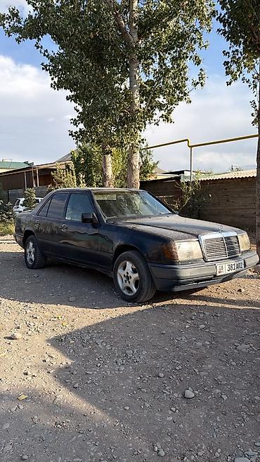 молдинг 124: Mercedes-Benz W124: 1988 г., 2.3 л, Механика, Бензин, Седан — 2