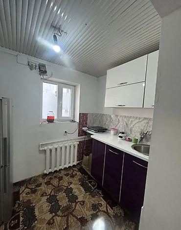сдаю ак орго: Сдаётся квартира в районе Ак-Орго. Планировка: - 1 комната - отдельная — 1