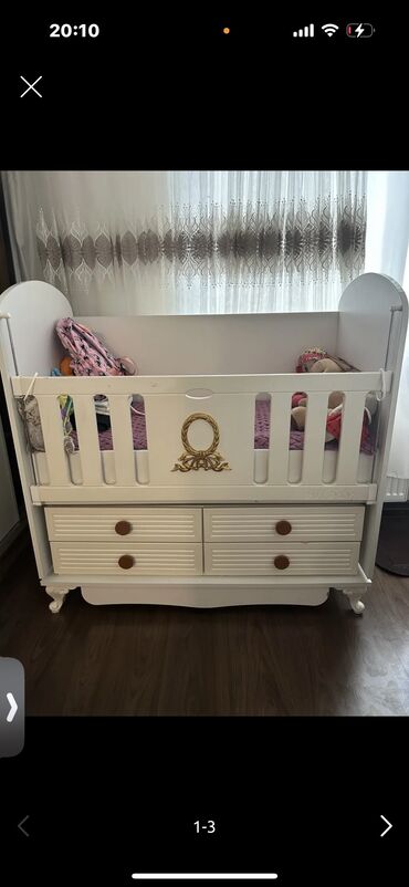 Qida məhsulları: Oğlan və qız üçün, İşlənmiş, Çarpayı, Bazasız, Matras ilə, Siyirməli
