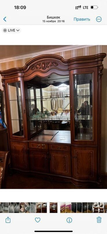 стеклянные шкаф: Представляем классическую деревянную витрину, которая станет