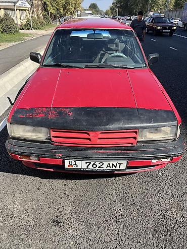 getz 2: Nissan Bluebird: 1987 г., 2 л, Механика, Бензин, Универсал — 5