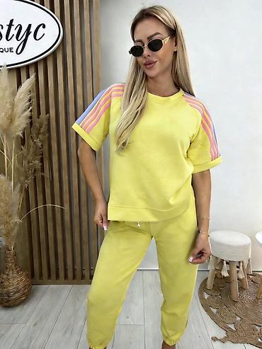 Gornji i donji deo: 04. Komplet trenerka 3.800 dinara A — 4