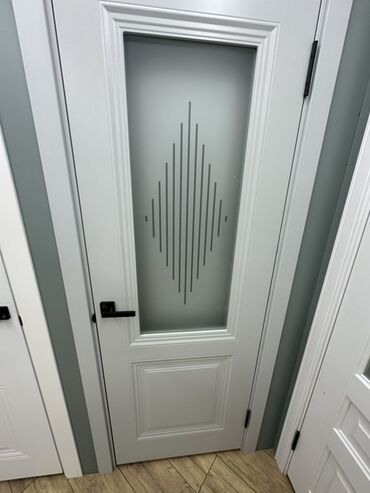 меж комнаты двери: Doors with glass