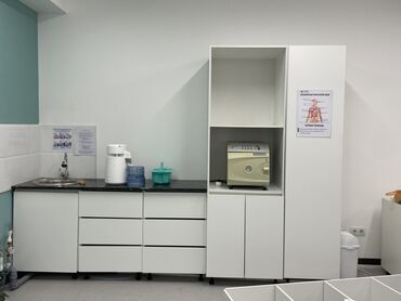 шкаф для папок в офис: Шкаф для одежды, Прямой